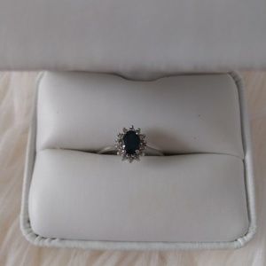 14K white gold sapphire and diamond ring